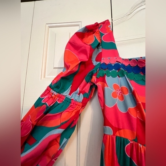 Floral Puff Sleeve Midi Dress - Picture 13 of 15